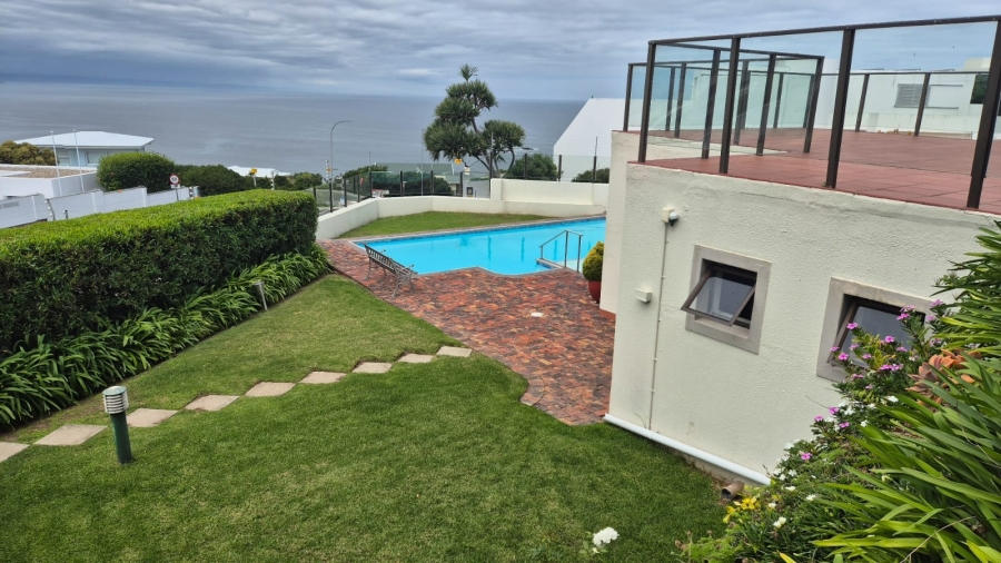 To Let 2 Bedroom Property for Rent in Signal Hill Western Cape